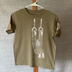 Tango Charlie Sloth Tee shirt boys size large